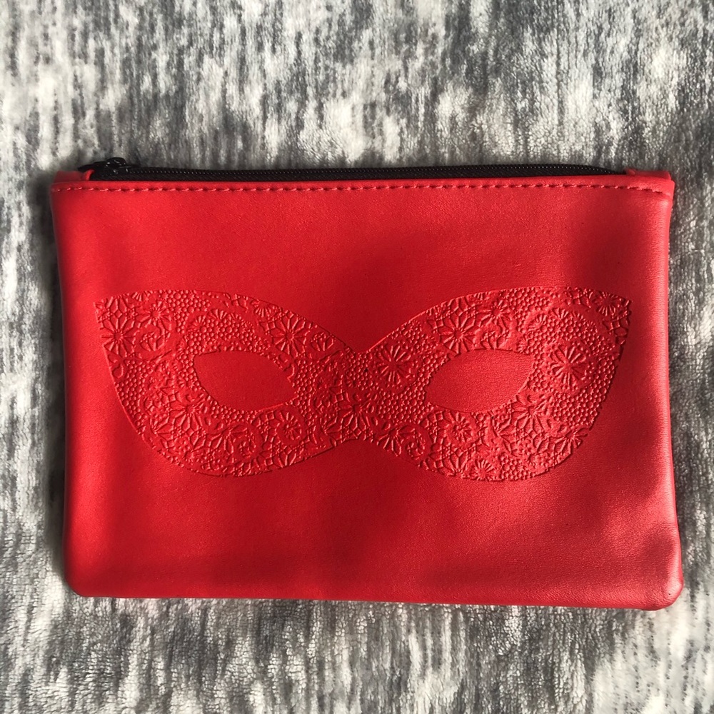 Makeup bag